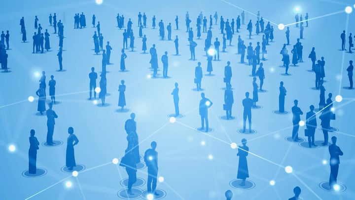 企業が運営するクローズドコミュニティで炎上を防ぐ方法：SNSと異なる責任と対応策